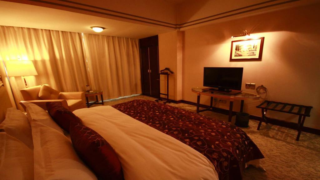 Kunming Zhongyu Hotel 外观 照片